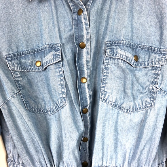 Point Zero Size L  Blue Snap-Down Chambray Dress - Picture 6 of 6